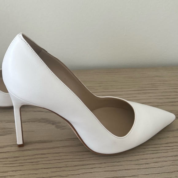 Like New White Manolos - Great for Brides! - Picture 3 of 6
